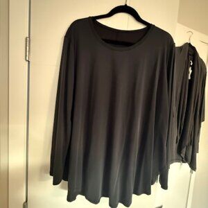 Lululemon Women's Tunic shirt